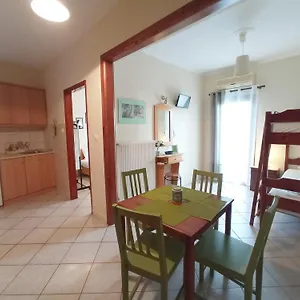  Apartament Marika House